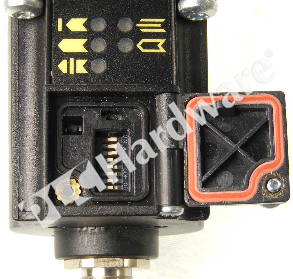 440L-R4J0320YD/A 3